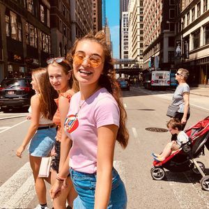 Meet your Posher, Alexandra